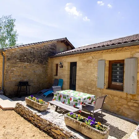 Maison De Plain-pied Pres De Sarlat Avec Terrasse Et Barbecue - Fr-1-616-28 منزل ريفي